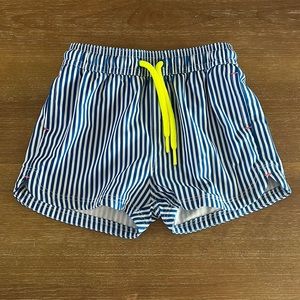 Vineyard Vines 3t blue and white chappy shorts